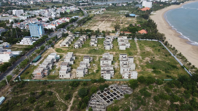 Khu vực thực hiện Dự án Khu nghỉ dưỡng cao cấp Aminia Ninh Chữ (khu vực quây tôn, ảnh chụp tháng 11/2022).