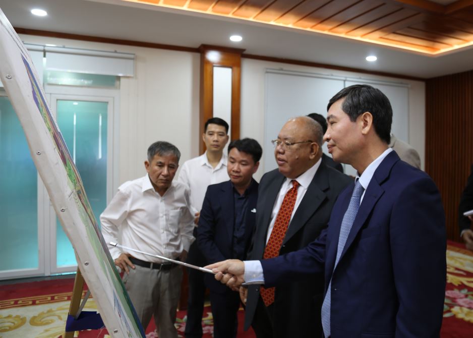 Chủ tịch UBND tỉnh Tạ Anh Tuấn chia sẻ về tiềm năng và lợi thế của Khu kinh tế Nam Phú Yên