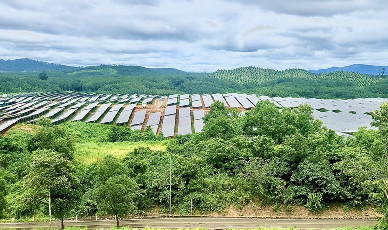 Nhà máy Điện mặt trời Sê San 4 do Tập đoàn Điện lực Việt Nam làm chủ đầu tư có tổng vốn đầu tư hơn 937 tỷ đồng. Ảnh: EVN.