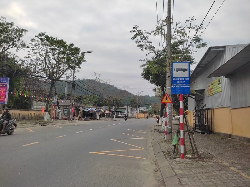  tuyến buýt số 09 nối Bệnh viện Ung Bướu – đường Phạm Hùng