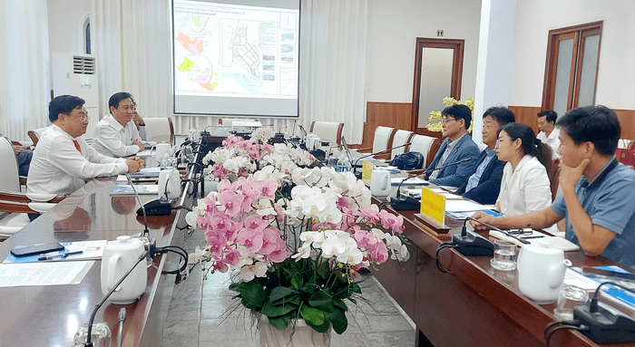 Trịnh Minh Hoàng, Phó Chủ tịch UBND tỉnh chủ trì buổi làm việc với Công ty TNHH C&N Vina
