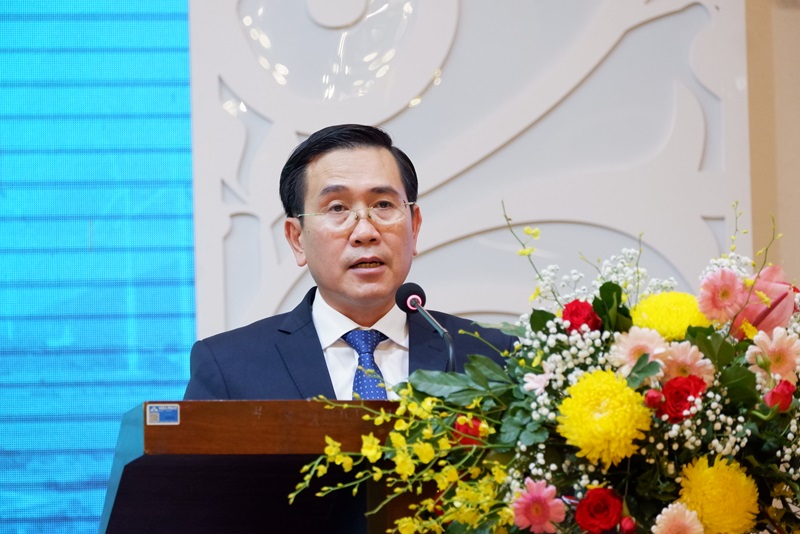 Ông Phan Văn Hậu, Chủ tịch UBND tỉnh Ninh Thuận phát biểu tại hội thảo.