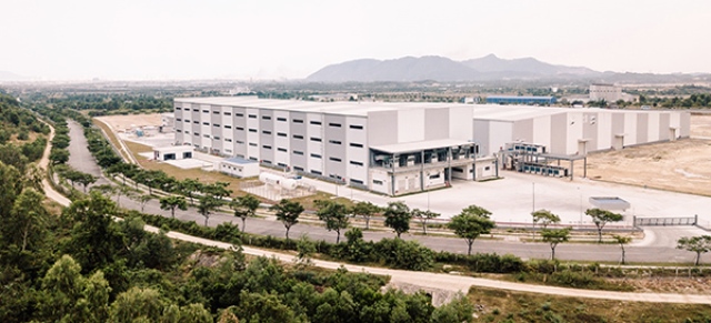 Nhà máy sản xuất linh kiện hàng không vũ trụ Sunshine tại Khu CNC Đà Nẵng do Tập đoàn UAC của Mỹ đầu tư với tổng số vốn 170 triệu USD tại Khu Công nghệ cao Đà Nẵng