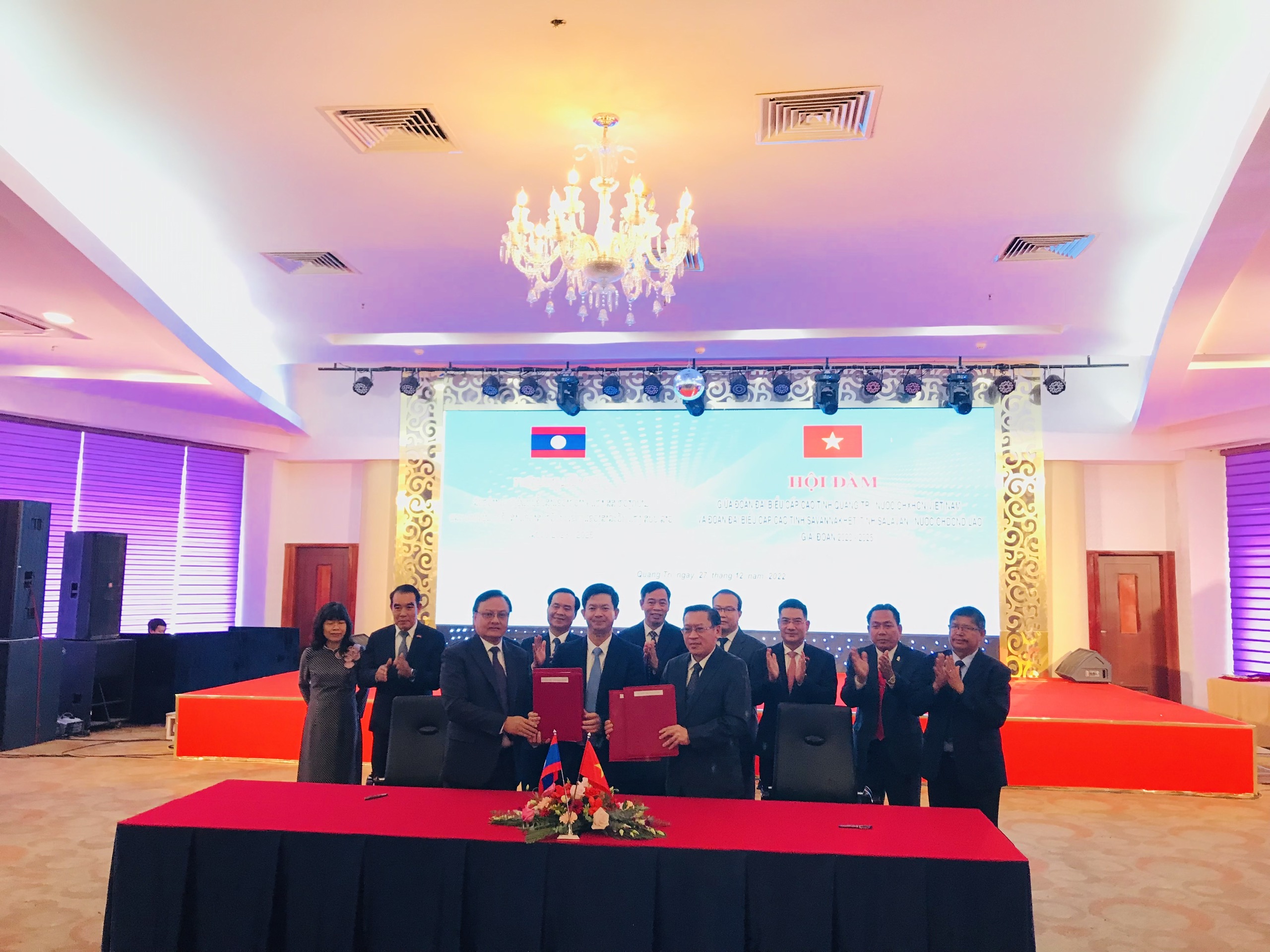 Lãnh đạo 3 tỉnh Quảng Trị-Savannakhet-Salavan ký kết Văn bản Thỏa thuận hợp tác giai đoạn 2023-2025
