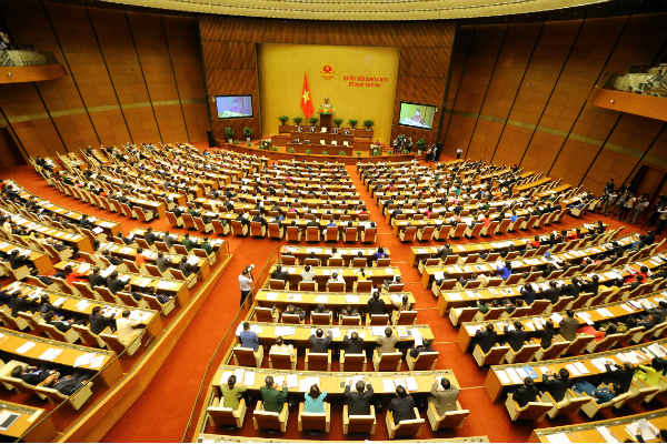 Quốc hội chính thức thông qua Luật Hỗ trợ DNNVV