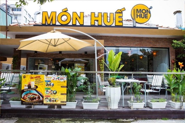 Món Huế là một trong bốn thương hiệu chuỗi nhà hàng ẩm thực rất thành công của Huy Việt Nam ở thị trường Việt Nam