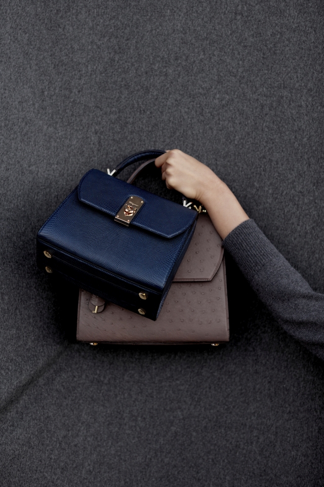 Túi không chỉ phù hợp để sử dụng thường ngày mà còn mang lại cho bạn phong cách sành điệu đúng tinh thần Ferragamo.