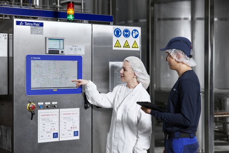 Theo đại diện Tetra Pak, xu hướng của ng&agrave;nh bao b&igrave; trong 3&ndash;5 năm tới sẽ xoay quanh c&aacute;c yếu tố: an to&agrave;n thực phẩm, số h&oacute;a, tự động h&oacute;a, vật liệu t&aacute;i tạo v&agrave; ph&aacute;t triển bền vững