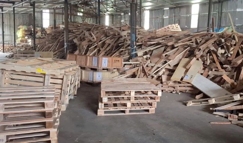 Sự phụ thuộc vào phụ phẩm ngành gỗ khiến nguồn nguyên liệu sản xuất viên nén dễ biến động theo mùa vụ và diễn biến thị trường