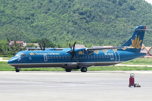 Hiện tại mới chỉ có Vietnam Airlines đầu tư máy bay ATR 72 khai thác tuyến bay Điện Biên - Hà Nội với tần suất hai chuyến/ngày