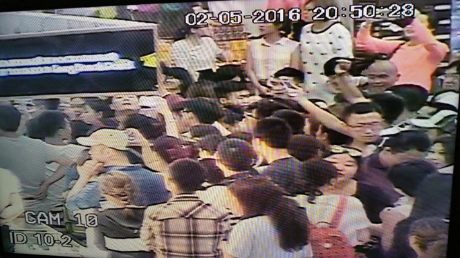 Hình ảnh khách Trung Quốc lộn xộn tại sân bay Cam Ranh ngày 2.5 Ảnh do sân bay Cam Ranh cung cấp
