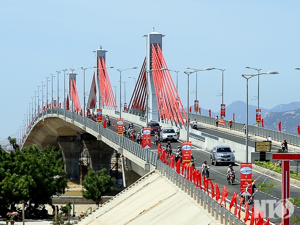 Cầu dây văng An Đông, tỉnh Ninh Thuận là một trong nhiều Dự án do RCC thi công đã được khánh thành cuối tháng 8/2015.