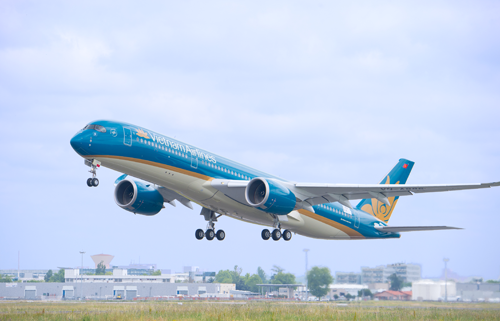 Hiện tỷ trọng chuyến bay khai thác đội tàu thế hệ mới như Airbus 350, Boeing 787-9 trên trục Hà Nội – Tp.HCM của Vietnam Airlines chiếm khoảng 55%.