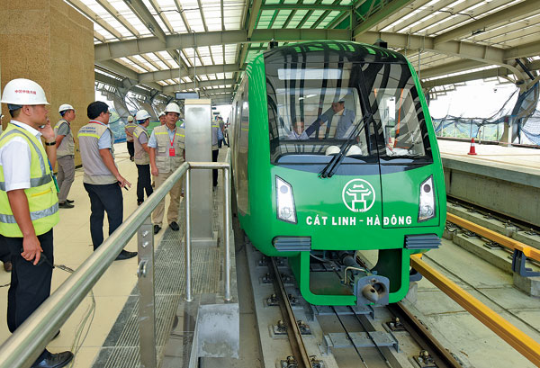 Theo kế hoạch, Dư án đường sắt đô thị Hà Nội, tuyến Cát Linh - Hà Đông sẽ vận hành thương mại vào cuối năm nay.