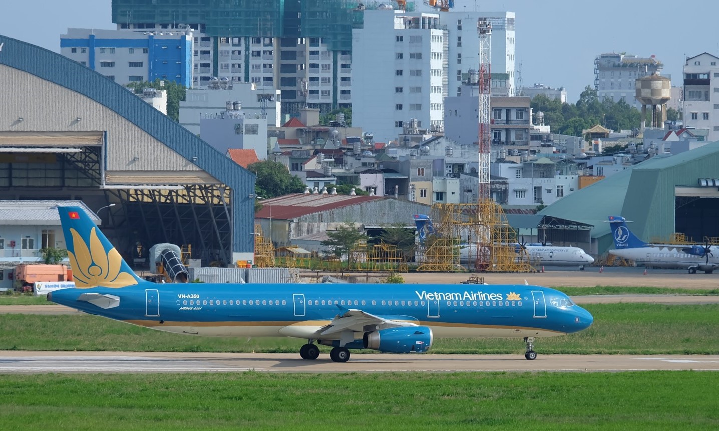 Năm 2018, Vietnam Airlines đã vận chuyển trên 350 nghìn lượt khách giữa Hà Nội, TP Hồ Chí Minh và Busan, góp phần thúc đẩy du lịch, thương mại giữa Việt Nam và Hàn Quốc.