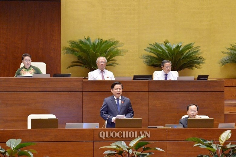Bộ trưởng Nguyễn Văn Thể trả lời chất vấn tại phiên họp Quốc hội sáng nay.