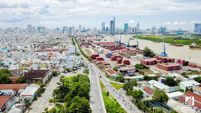 Trước khi CPH, Công ty TNHH MTV cảng Sài Gòn quản lý 2 cơ sở đất tại tỉnh Lâm Đồng, 3 tại Bà Rịa – Vũng Tàu và 15 cơ sở đất tại Tp.HCM.