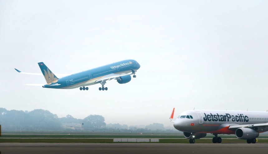 Mặc dù phục hồi toàn bộ thị trường nội địa nhưng Vietnam Airlines vẫn bị thất thu hơn 60% doanh thu do các đường bay quốc tế vẫn chưa được mở lại.