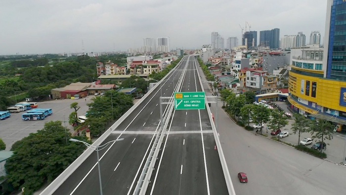 Cầu cạn Mai Dịch - Nam Thăng Long đã sẵn sàng cho lễ thông xe vào sáng mai (11/10).