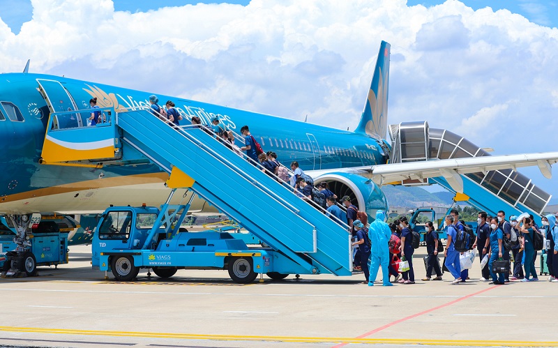Đề xuất nối lại các chuyến bay thương mại thường lệ quốc tế với các nước từ  quý I/2022
