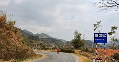 Một đoạn Quốc lộ 3 qua đèo Cao Bắc.