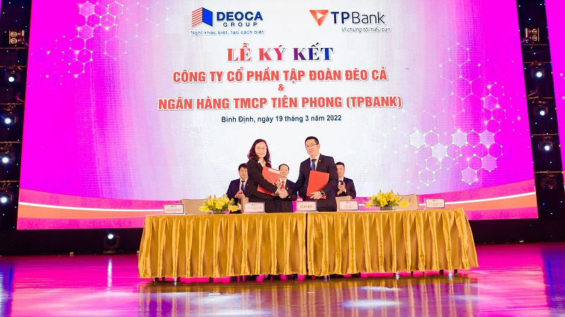 Việc mở rộng ký kết hợp tác với các ngân hàng, các quỹ tín dụng sẽ là cơ sở cho Tập đoàn Đèo Cả có nguồn tín dụng ổn định, có nguồn vốn để thực hiện các Dự án trọng điểm, thúc đẩy sự phát triển của ngành hạ tầng giao thông nước ta