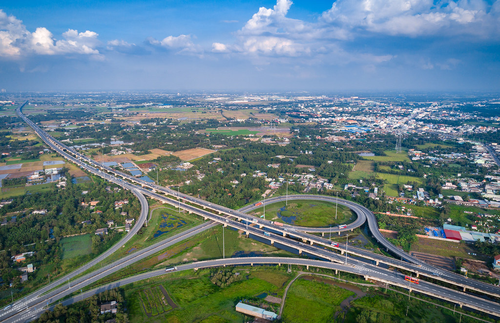 Cao tốc TP.HCM - Trung Lương.