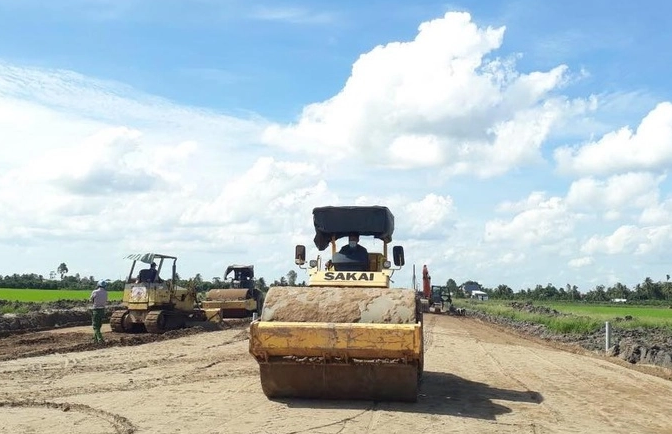 Thi công Gói thầu XL-02, Dự án đầu tư xây dựng công trình đường cao tốc Mỹ Thuận - Cần Thơ, giai đoạn 1.