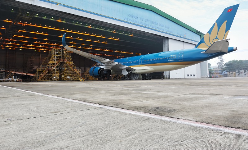 Một hangar của Vietnam Airlines tại Cảng hàng không quốc tế Nội Bài.