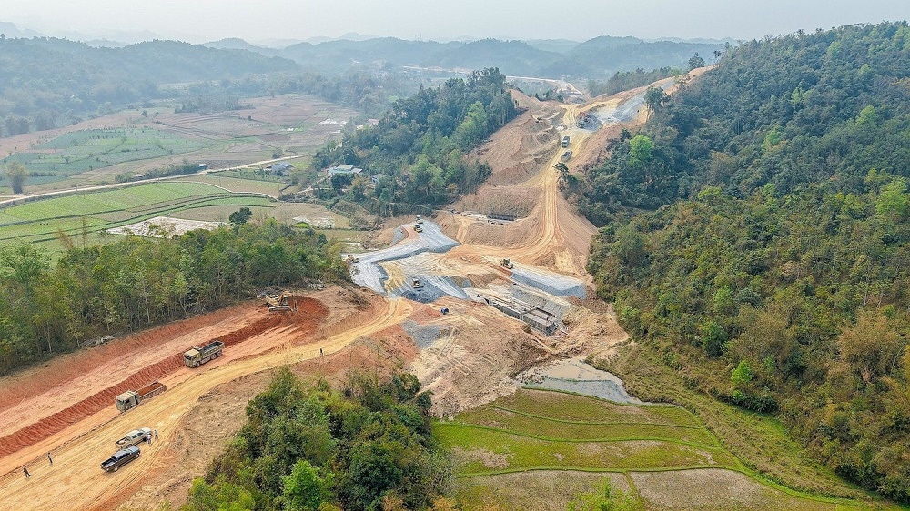 HHV thi công cao tốc Đồng Đăng - Trà Lĩnh.
