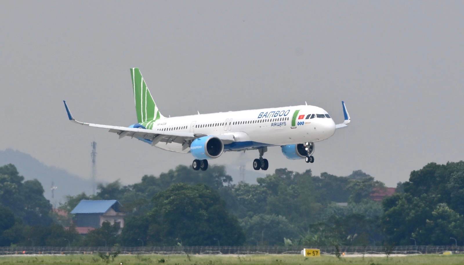 Bamboo Airways khẳng định mọi hoạt động vận hành và khai thác của hãng vẫn diễn ra liên tục, ổn định và đúng theo kế hoạch.
