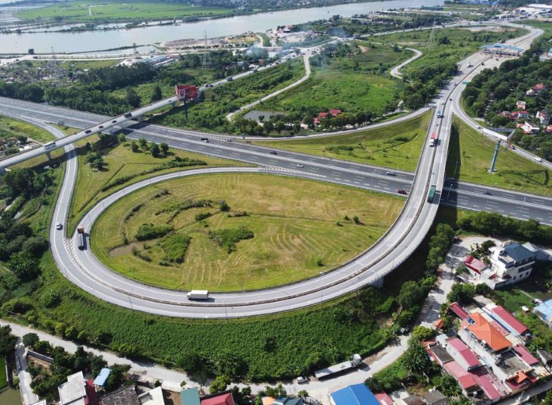 N&uacute;t giao cao tốc H&agrave; Nội - Hải Ph&ograve;ng với Quốc lộ 10. (ảnh: TTXVN).