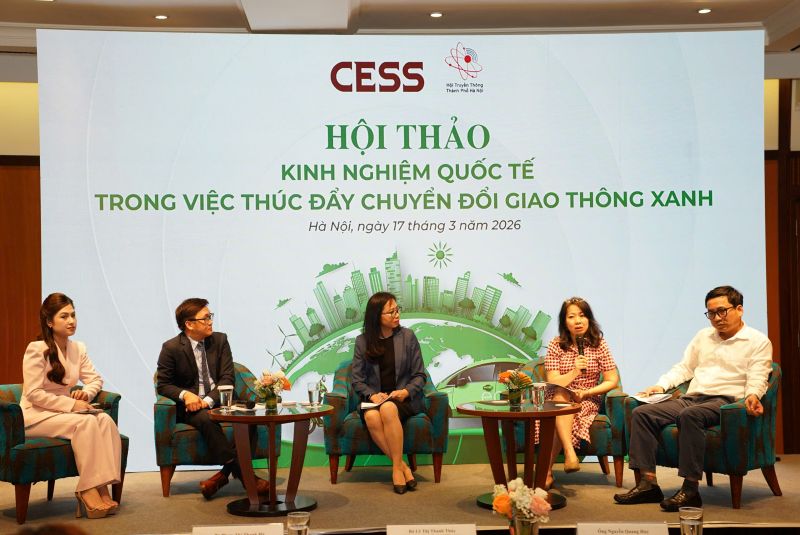 Quang cảnh Hội thảo Hội thảo &ldquo;Kinh nghiệm quốc tế trong việc th&uacute;c đẩy chuyển đổi giao th&ocirc;ng xanh&rdquo; 