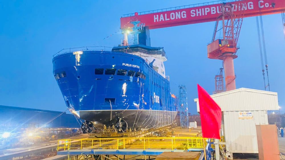 T&agrave;u t&agrave;u dịch vụ điện gi&oacute; ngo&agrave;i khơi CSOV 9020 &ndash; YN552211