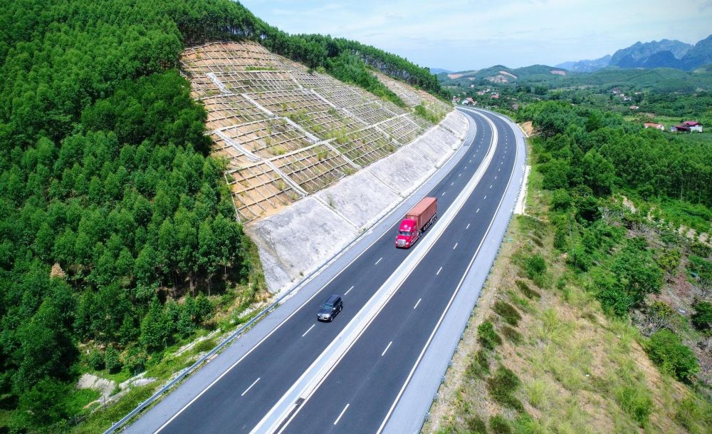 Một đoạn tuyến thuộc Dự &aacute;n BOT cao tốc Bắc Giang - Lạng Sơn.