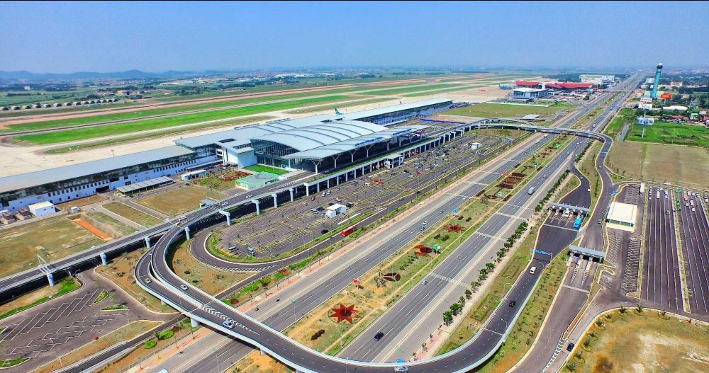 Cảng hàng không quốc tế Nội Bài - hiện đang là sân bay lớn nhất ở phía Bắc.