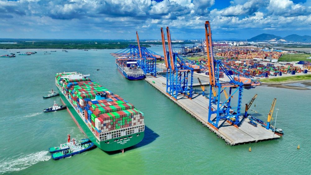 Một đoạn luồng hàng hải Vũng Tàu - Thị Vải.