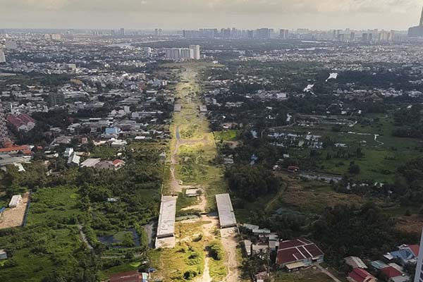 gaiỉ phóng mặt bằng 