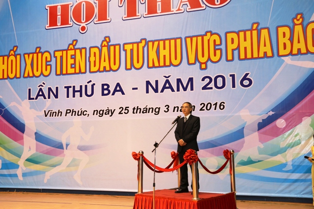 Ông Nguyễn Nội, Phó Cục trưởng Cục Đầu tư nước ngoài phát biểu khai mạc Hội thao. 