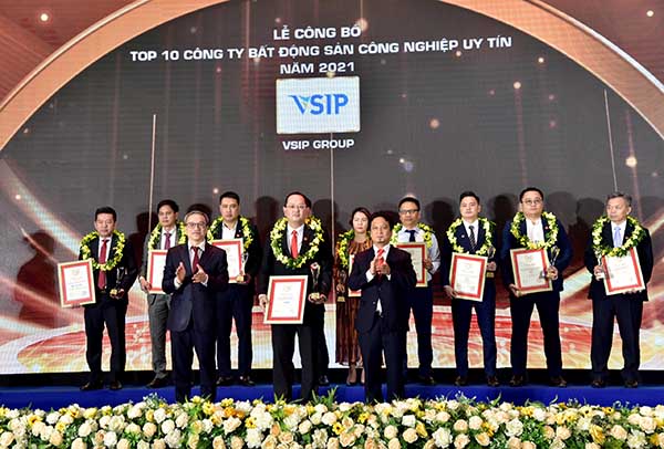 VSIP-Liên doanh giữa Becamex IDC (Việt Nam) và Sembcorp (Singapore) giữa vị trí Á quân doanh nghiệp bất động sản uy tín nhất