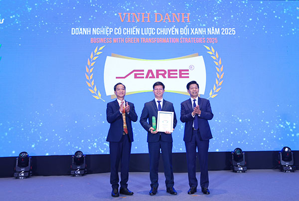 Công ty Cổ phần Cơ điện lạnh SEAREE là một đơn vị thành viên trong Hệ sinh thái SEAREFICO  SEAREE có trụ sở chính đặt tại Đà Nẵng, tự hào là một trong những đơn vị tiên phong và hàng đầu trong việc cung cấp các giải pháp đa lĩnh vực, bao gồm: Cơ Điện Lạnh & M&E Công nghiệp và Dân dụng; bất động sản Công nghiệp và Giải pháp Tự động hóa; Và cả lĩnh vực Sản xuất & Gia công cơ khí. Với Khát vọng dẫn đầu cùng cam kết Chính trực và Minh bạch, SEAREE sở hữu năng lực thi công vững vàng cùng đội ngũ kỹ sư giàu kinh nghiệm, luôn tận tâm và trách nhiệm.