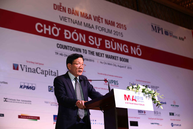 TS. Nguyễn Anh Tuấn, TBT Báo Đầu tư, Trưởng ban tổ chức Diễn đàn M&A Viêt Nam năm 2015 phát biểu khai mạc