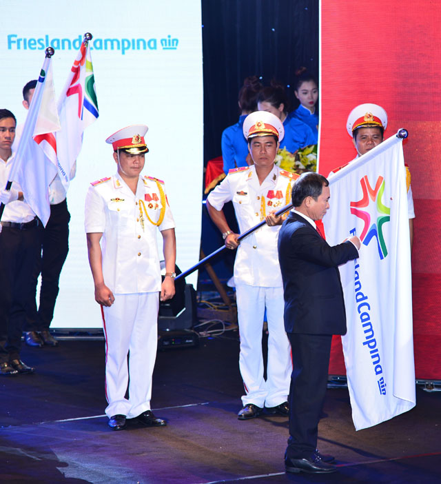 FrieslandCampina Việt Nam vinh dự đón nhận Huân chương lao động Hạng nhất