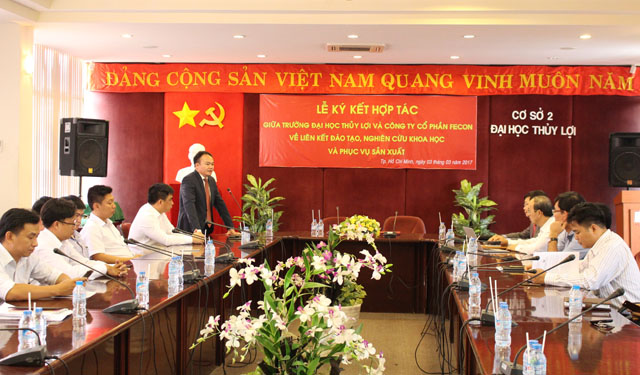 Ông Phạm Việt Khoa, Chủ tịch Hội đồng quản trị FECON phát biểu tại lễ ký kết