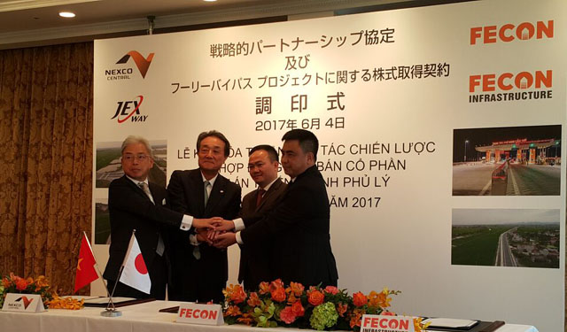 Lễ ký kết giữa Công ty cổ phần FECON, Công ty cổ phần Hạ tầng FECON (FCI), Công ty cổ phần Đường cao tốc Miền Trung Nhật Bản (NEXCO) và Công ty cổ phần Đường cao tốc Quốc tế Nhật Bản (JEXWAY)