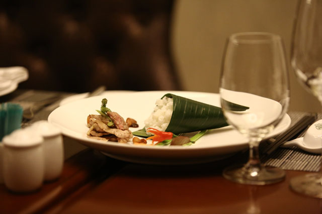 Cơm – Tinh túy ẩm thực Việt kiêu hãnh xuất hiện trên bàn tiệc APEC tại Vinpearl Đà Nẵng Resort & Villas