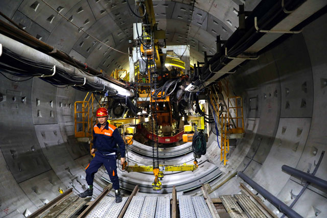 Dự kiến ống hầm thứ hai của Dự án Đường sắt đô thị số 1 - TPHCM (Metro Line 1 HCM) mà FECON đảm nhiệm việc vận hành robot khoan hầm sẽ hoàn thành vào tháng 6/2018