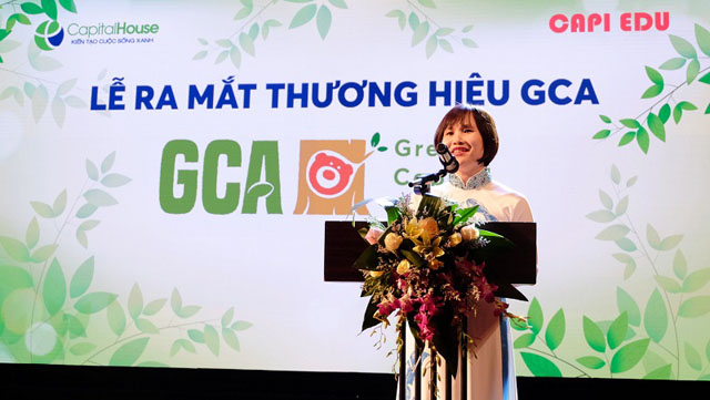 Bà Phan Thị Hải Yến, Tổng Giám đốc Công ty Capi Edu phát biểu khai mạc buổi lễ