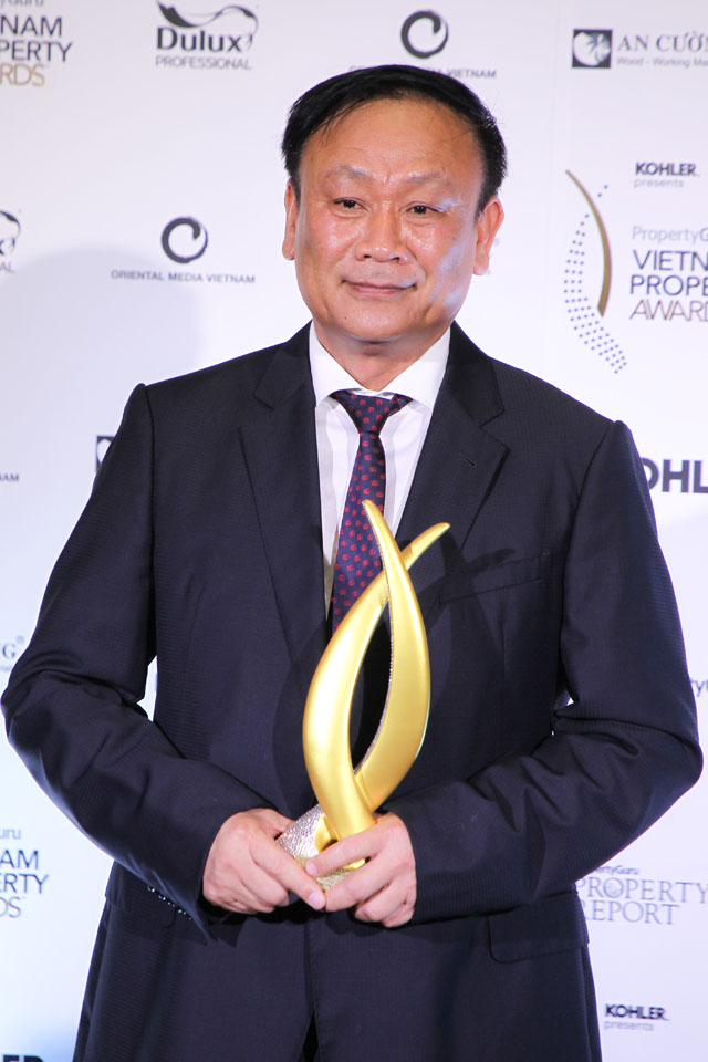 TS. Huỳnh Bá Lân vinh dự nhận giải thưởng cá nhân đặc biệt Real Estate Personality of the Year