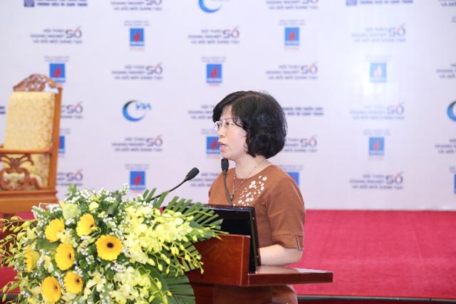 Bà Nguyễn Thị Minh Huyền, Phó Cục trưởng Cục Thương mại Điện tử và kinh tế số (Bộ Công Thương) phát biểu tại Hội thảo
